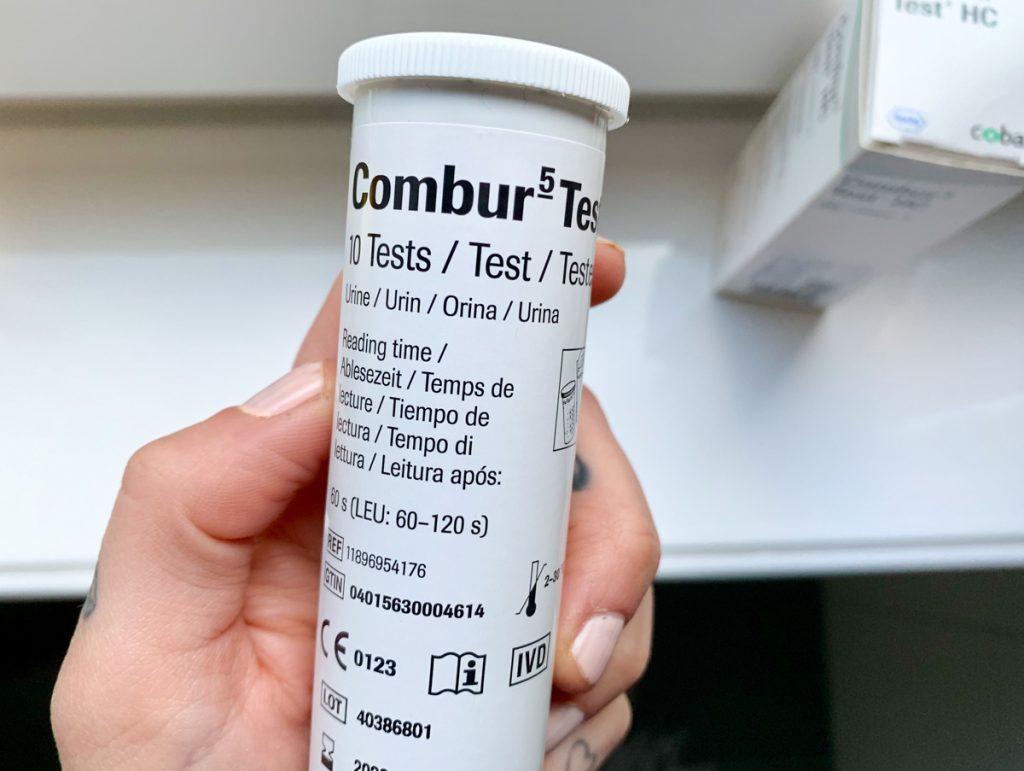 blasenentzündung-combur-5-test-hc-selbsttest-urintest-entzündung-erkennen